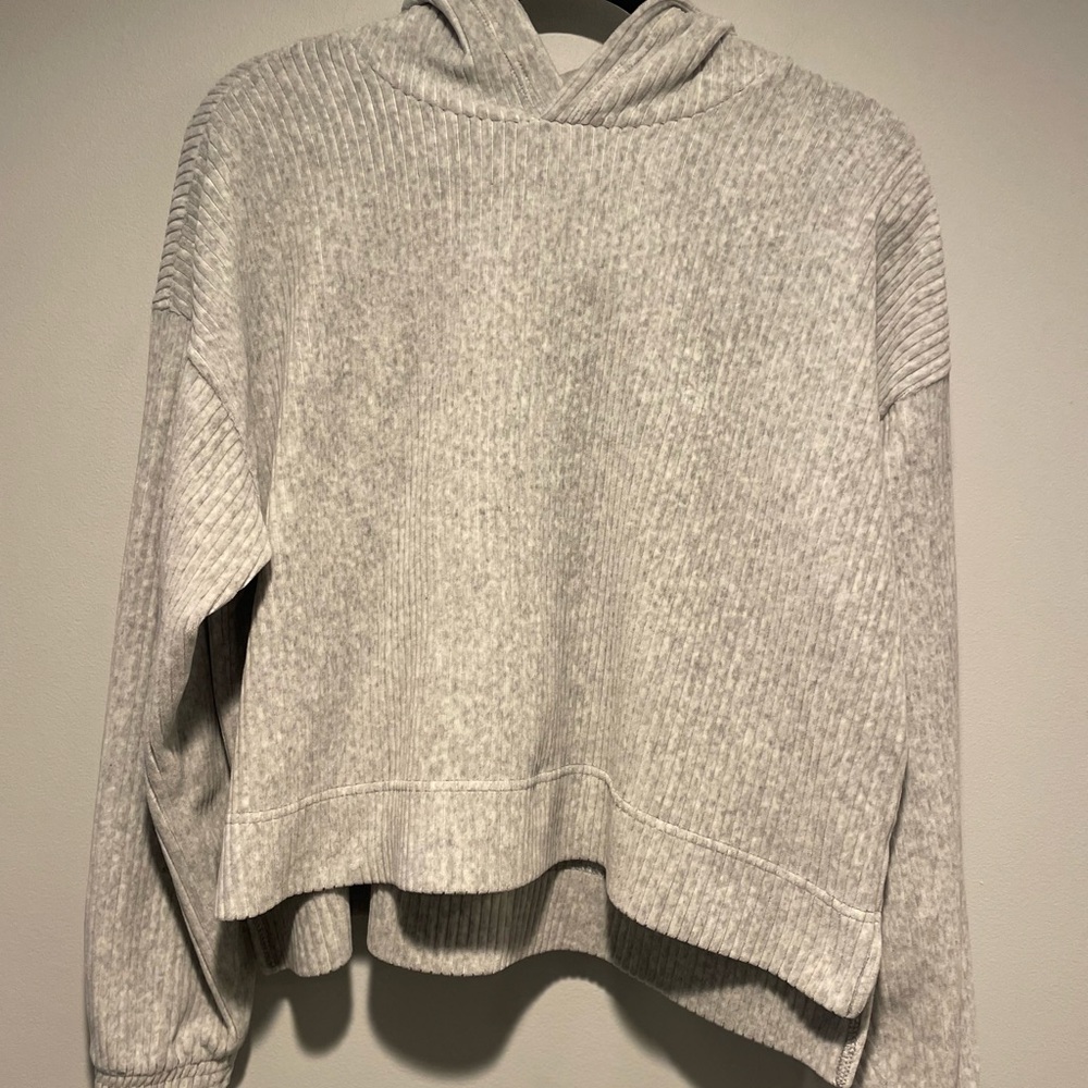 Aerie Light Gray Ribbed Hoodie. Size XS